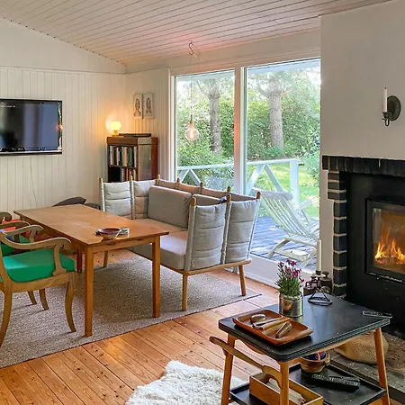 3 Bedroom In Dronningmølle