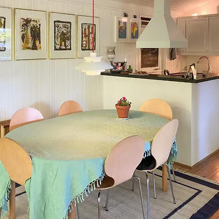 بيت للعطل 3 Bedroom In *