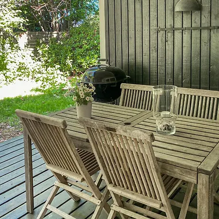 3 Bedroom In بيت للعطل Dronningmølle